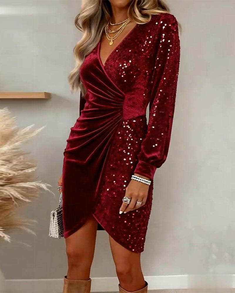 Yellow sequined velvet V-neck Formal Dress
