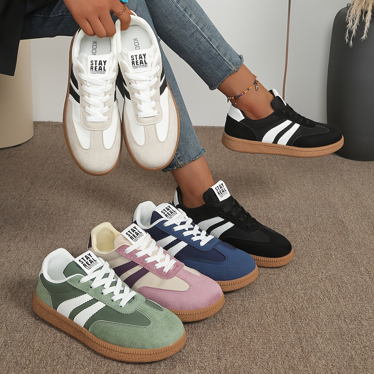 White classic lace-up Sneakers
