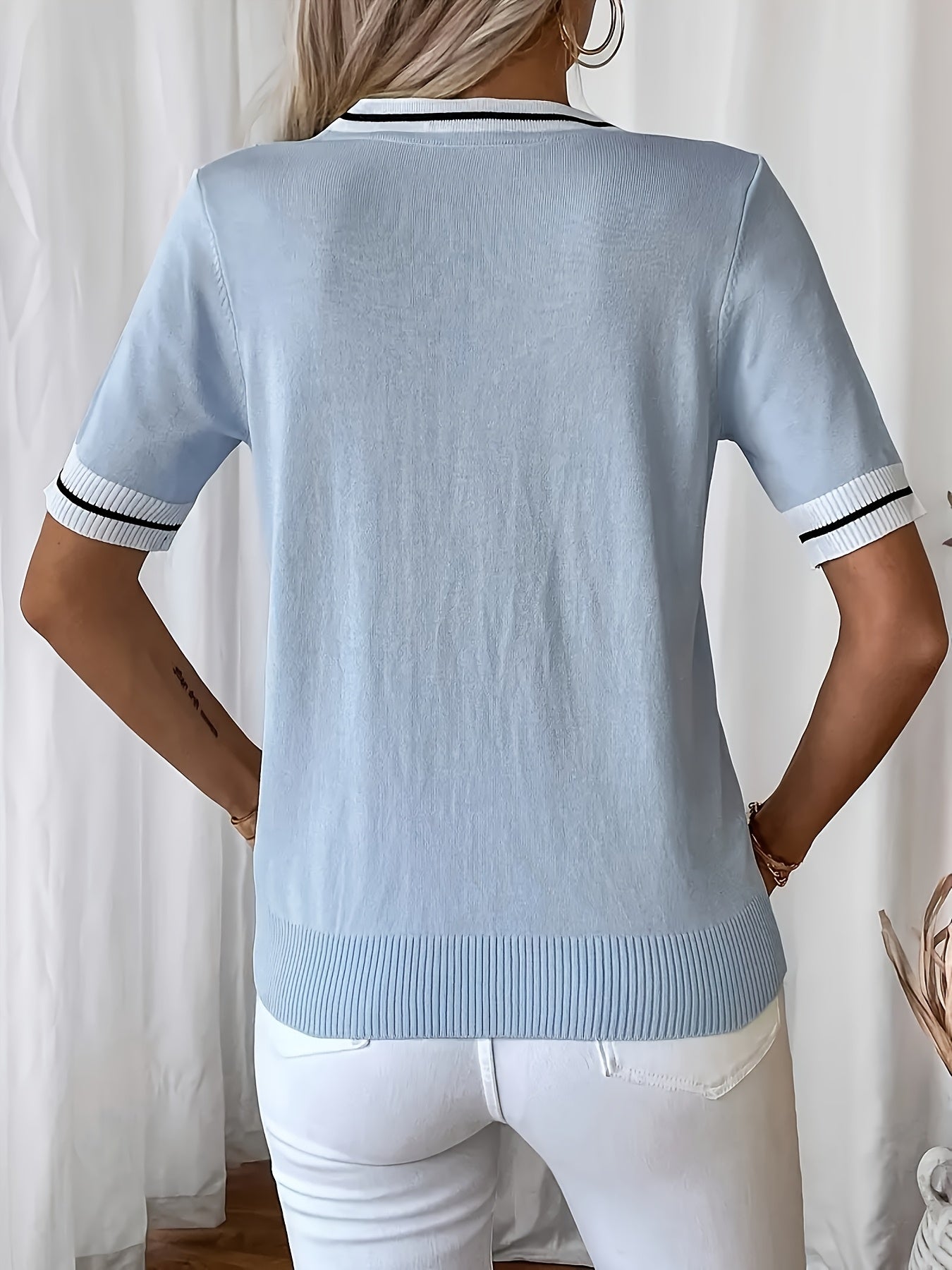 Sky Blue V-neck short-sleeve pullover