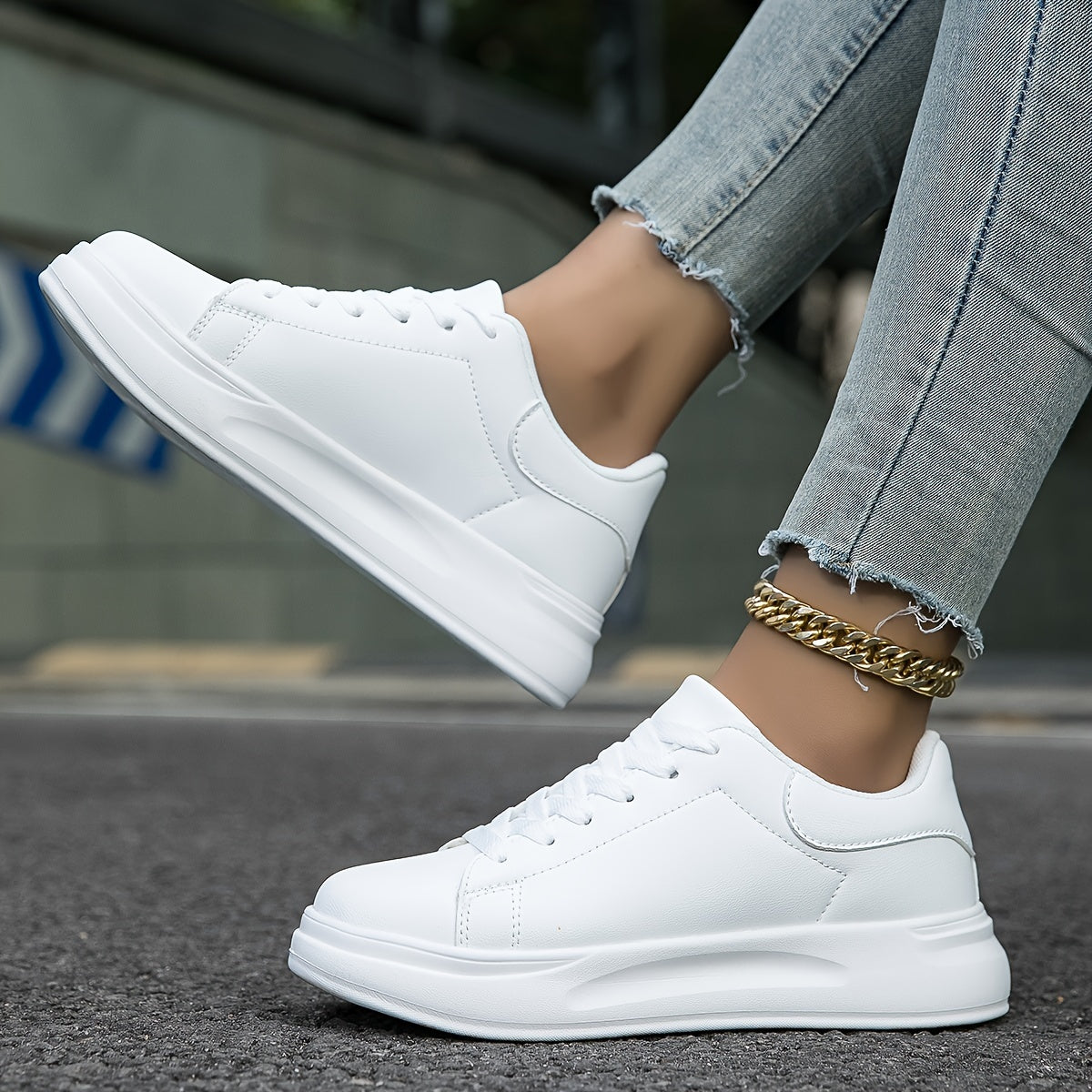 leather low-top Sneakers