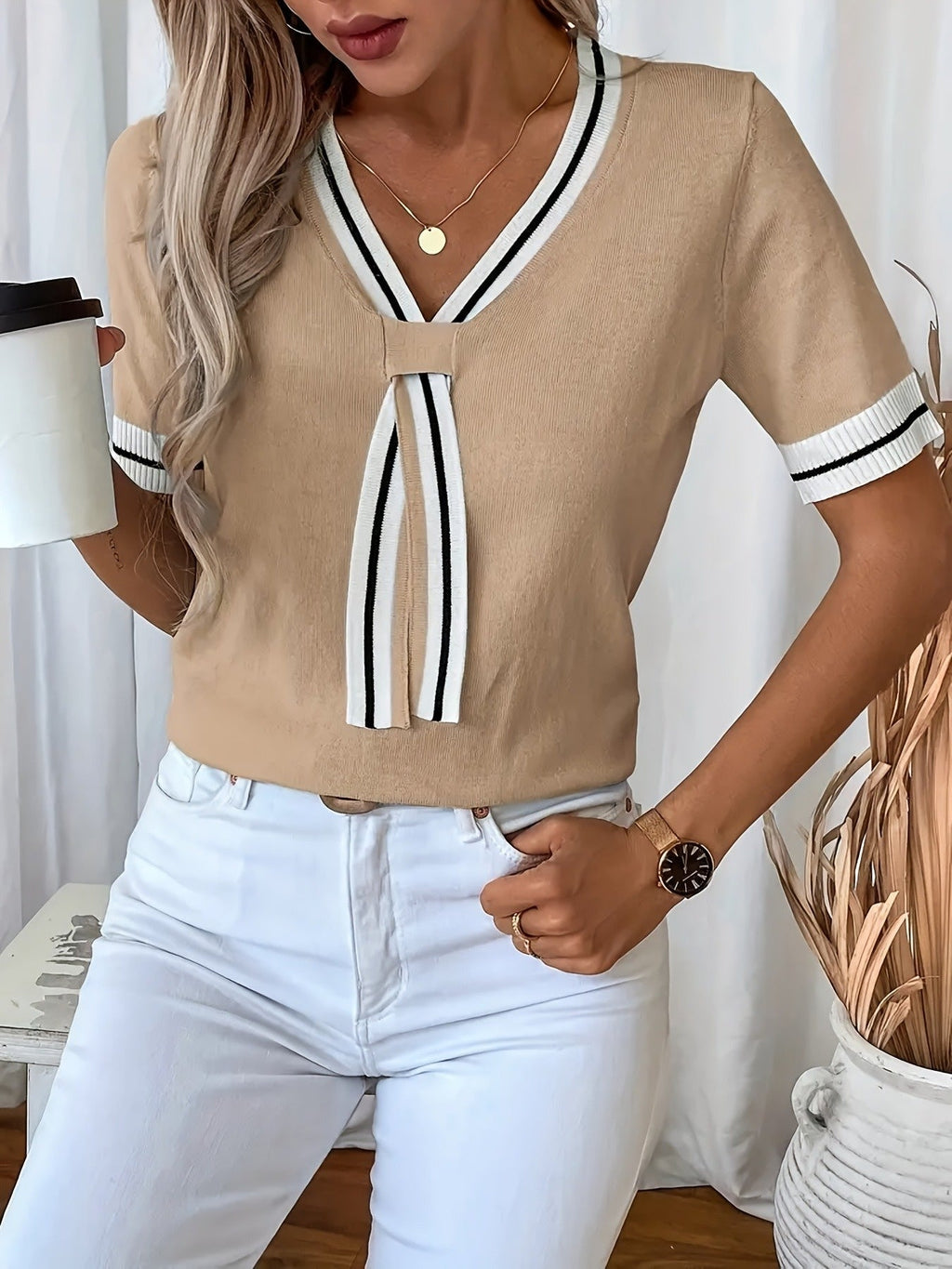 Sky Blue V-neck short-sleeve pullover