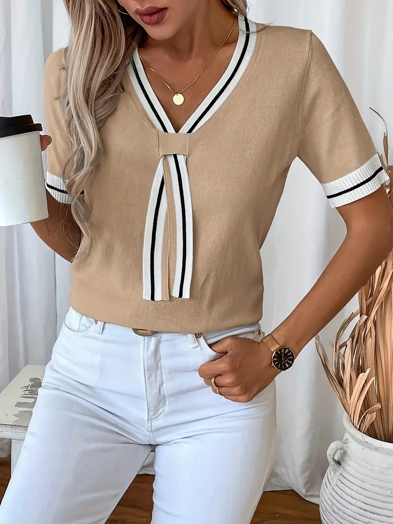 Sky Blue V-neck short-sleeve pullover