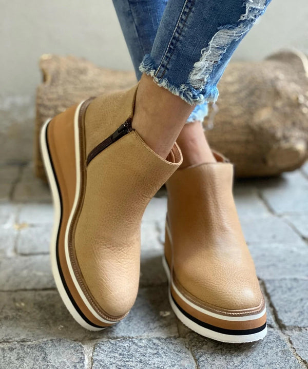 Beige waterproof side-zip Boots