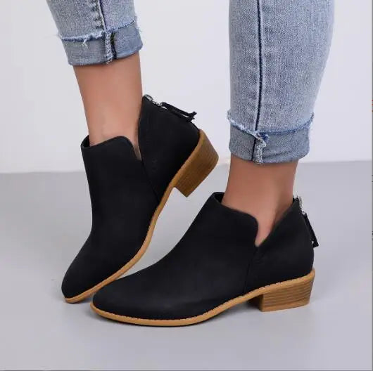 sleek block heel Boots
