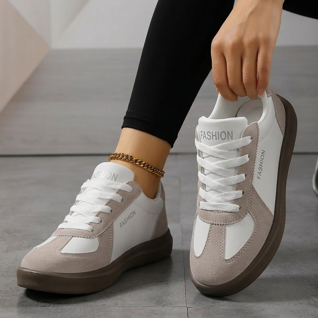 everyday lace-up Sneakers