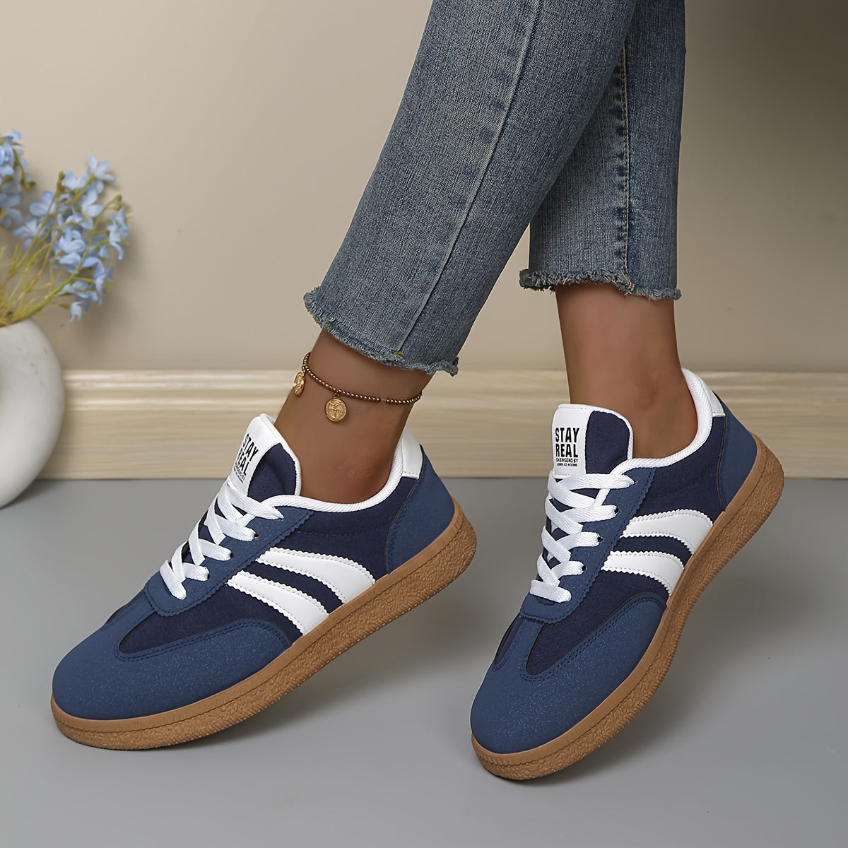 classic lace-up Sneakers