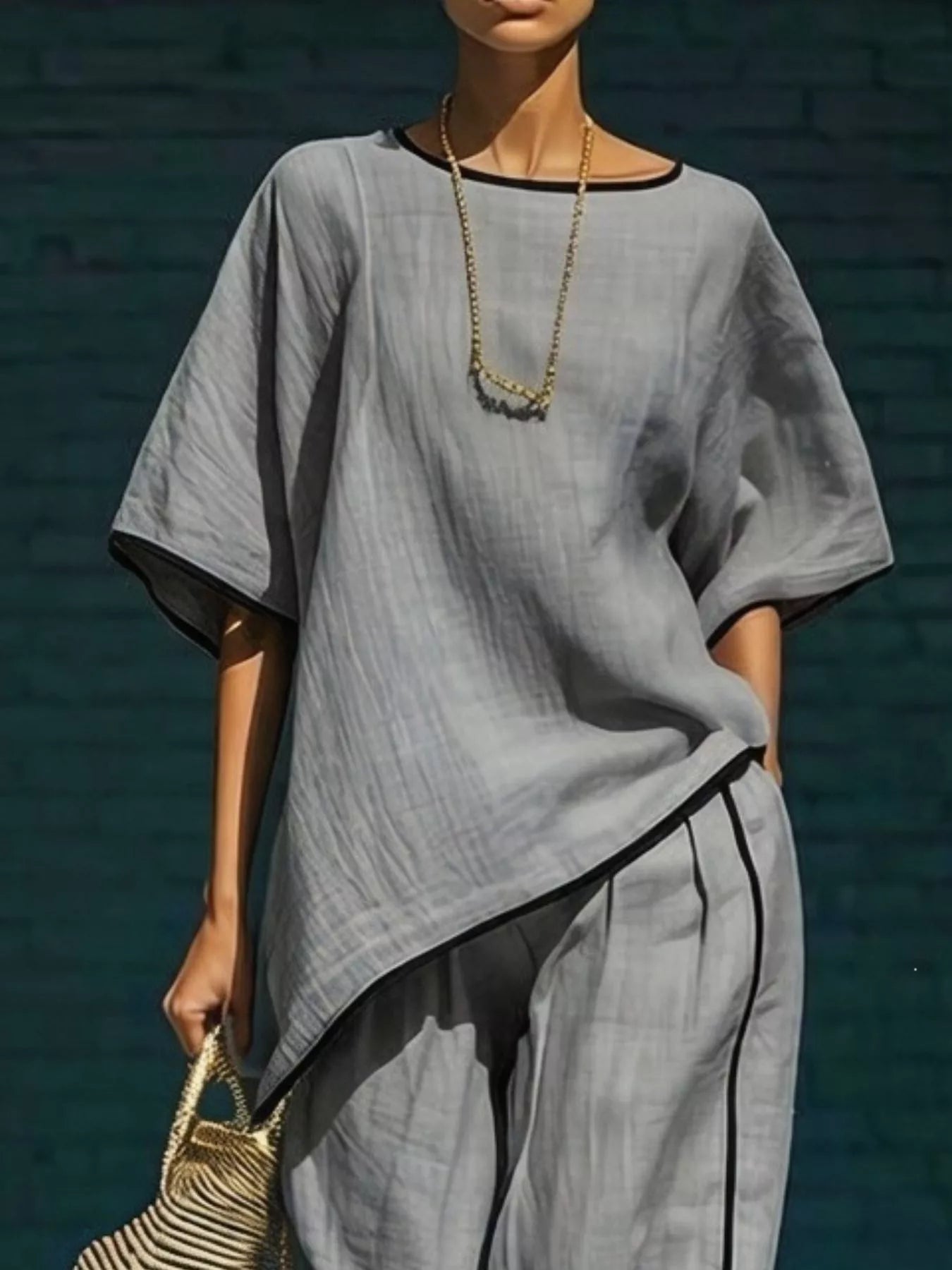 contrast trim round neck top and trousers co-ord set