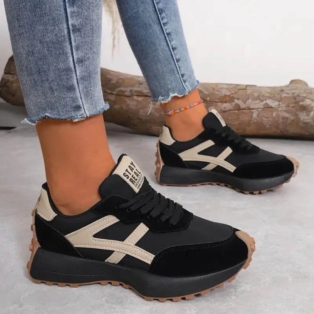 Black orthopedic support Sneakers