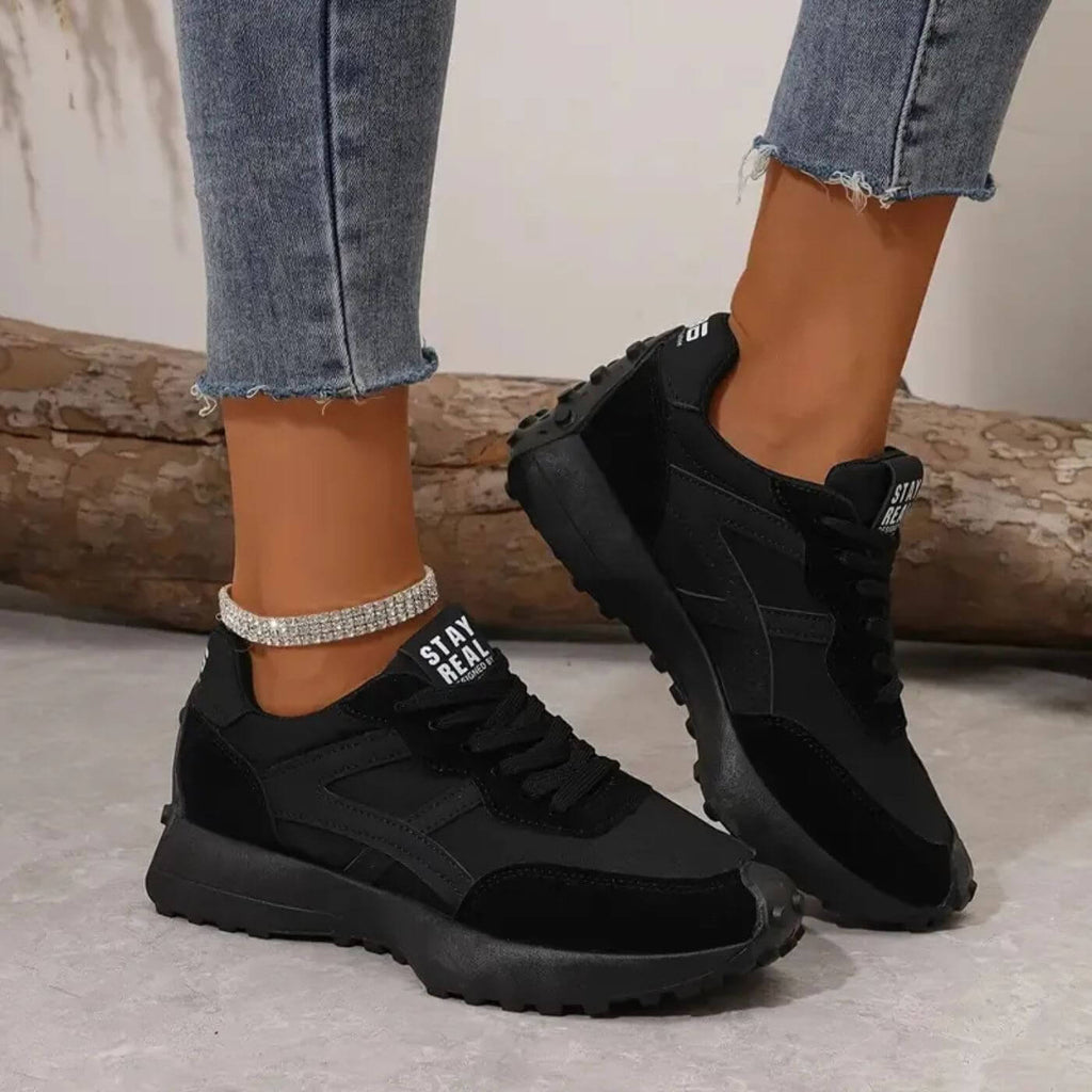 Black orthopedic support Sneakers