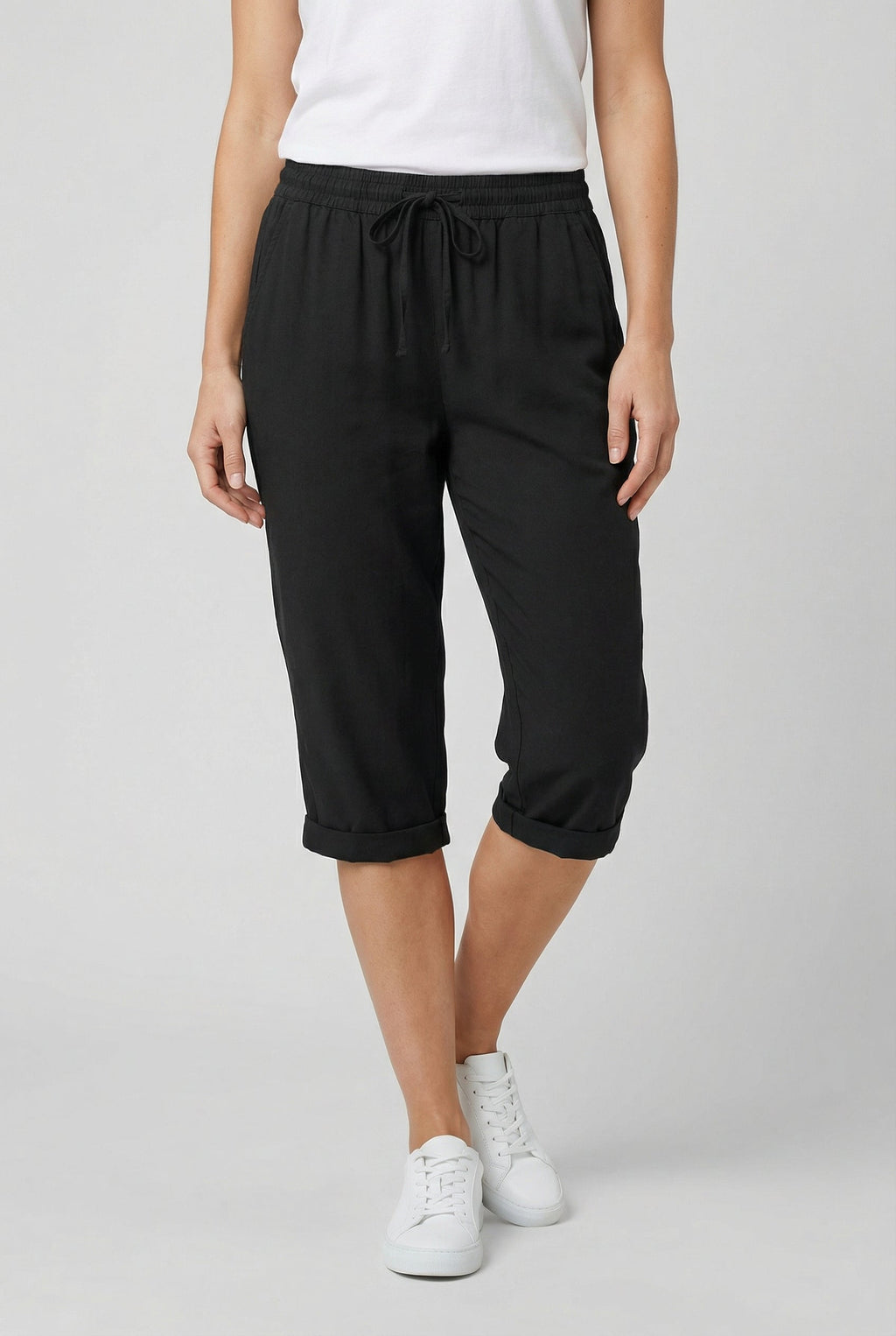 Women's Breathable Shorts with Pockets for Casual Wear