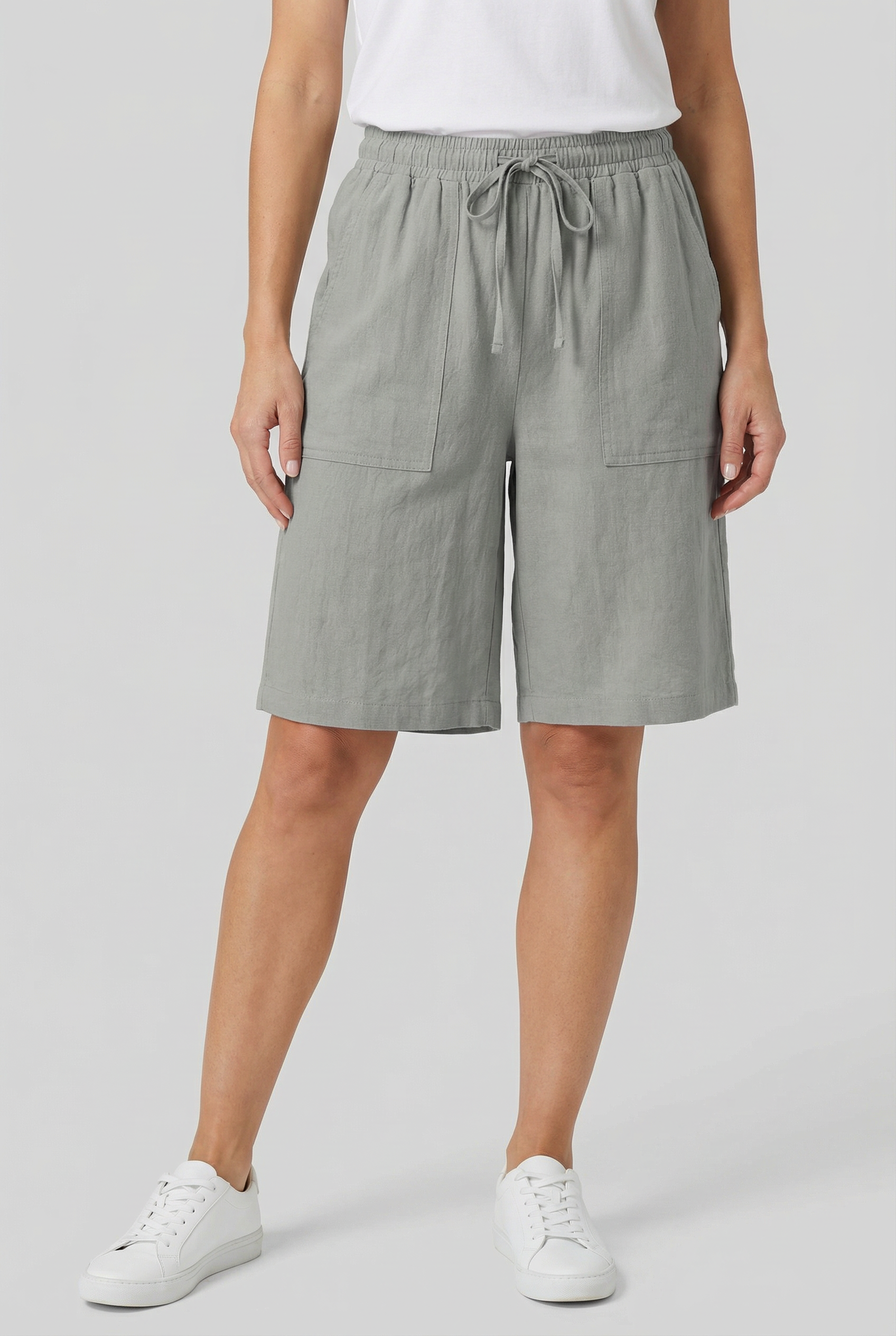 Women's Cotton Bermuda Shorts - Relaxed Fit with Pockets