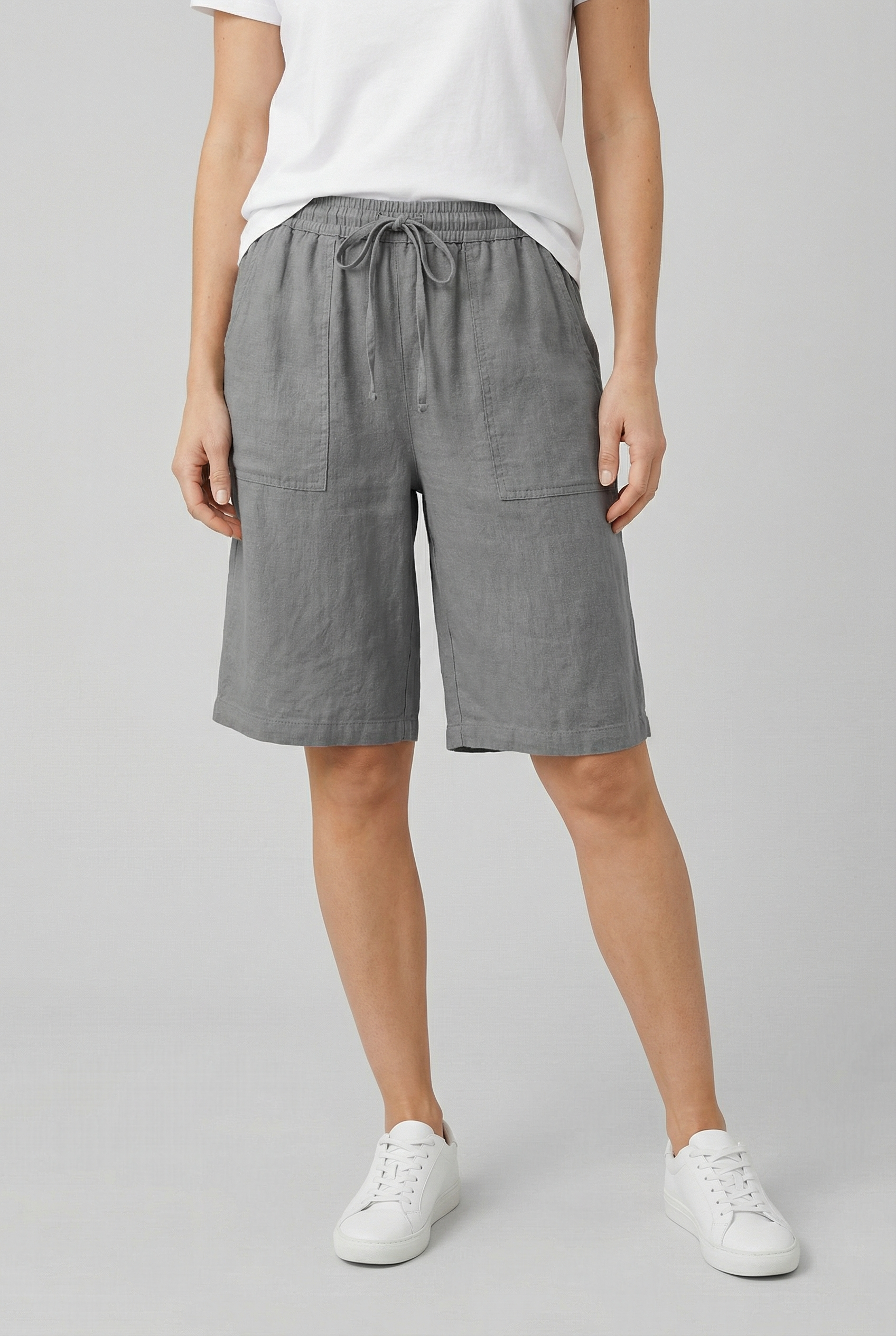 Women's Cotton Bermuda Shorts - Relaxed Fit with Pockets