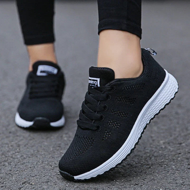 Black orthopedic support running Sneakers