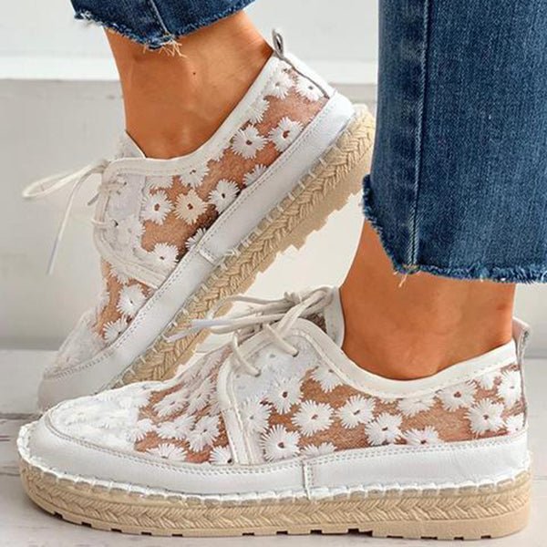 White floral embroidered lace-up Sneakers